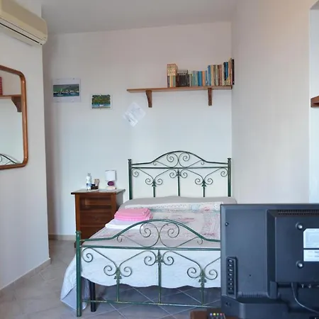 Belvedere Bed & Breakfast SantʼAntìoco